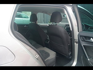 Volkswagen Golf thumbnail