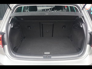 Volkswagen Golf thumbnail