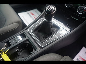 Volkswagen Golf thumbnail