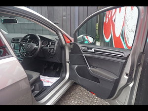Volkswagen Golf thumbnail