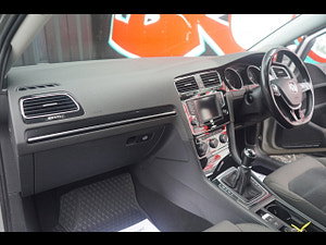 Volkswagen Golf thumbnail