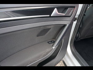 Volkswagen Golf thumbnail