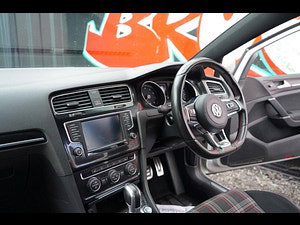 Volkswagen Golf thumbnail