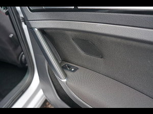 Volkswagen Golf thumbnail