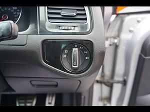 Volkswagen Golf thumbnail