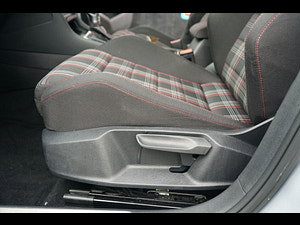 Volkswagen Golf thumbnail