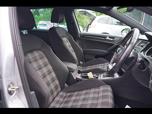 Volkswagen Golf thumbnail