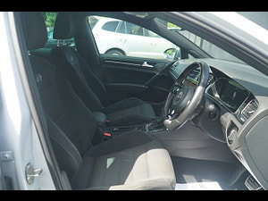 Volkswagen Golf thumbnail