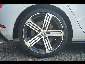 Volkswagen Golf thumbnail