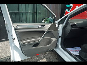 Volkswagen Golf thumbnail