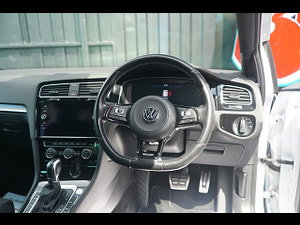 Volkswagen Golf thumbnail