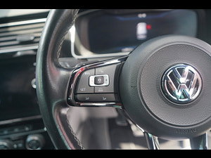Volkswagen Golf thumbnail