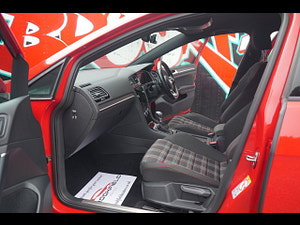 Volkswagen Golf thumbnail