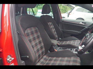 Volkswagen Golf thumbnail
