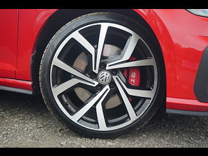 Volkswagen Golf thumbnail