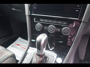 Volkswagen Golf thumbnail