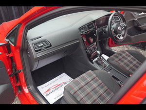 Volkswagen Golf thumbnail