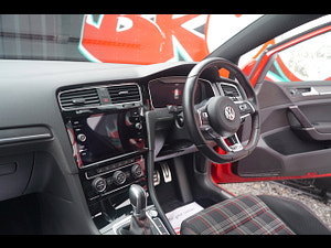 Volkswagen Golf thumbnail