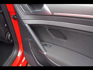 Volkswagen Golf thumbnail