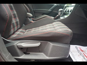 Volkswagen Golf thumbnail