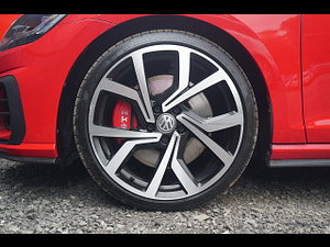 Volkswagen Golf thumbnail