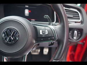 Volkswagen Golf thumbnail