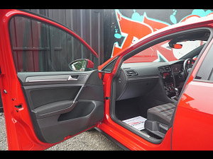 Volkswagen Golf thumbnail
