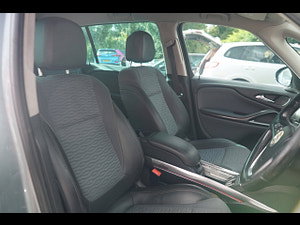 Vauxhall Zafira Tourer thumbnail