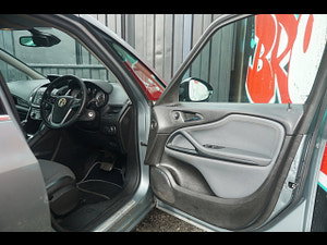 Vauxhall Zafira Tourer thumbnail