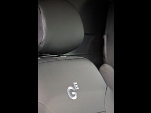 Renault Trafic thumbnail