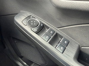 Ford Kuga thumbnail