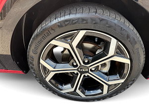 Kia Niro thumbnail