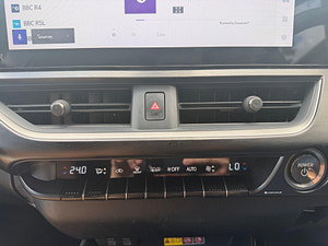 Lexus Ux thumbnail