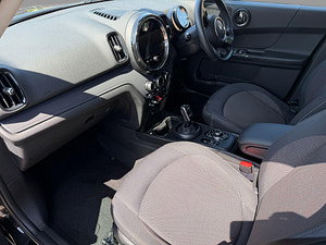 MINI Countryman thumbnail