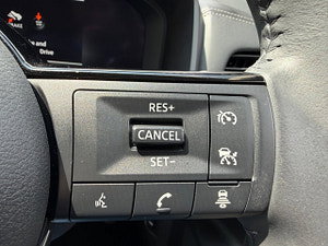Nissan X-Trail thumbnail