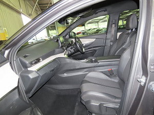Peugeot 5008 thumbnail
