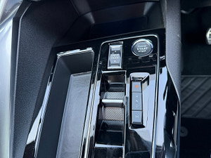 Peugeot 5008 thumbnail