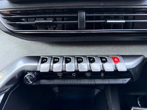 Peugeot 5008 thumbnail