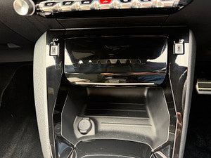 Peugeot 2008 thumbnail