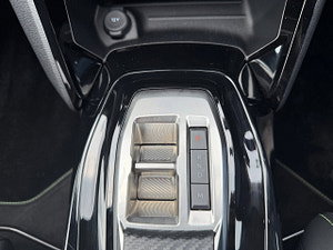 Peugeot 2008 thumbnail