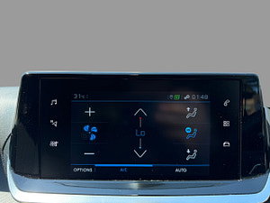 Peugeot 208 thumbnail