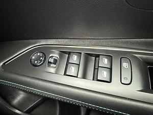 Peugeot 3008 thumbnail