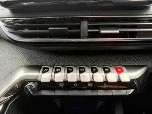 Peugeot 3008 thumbnail