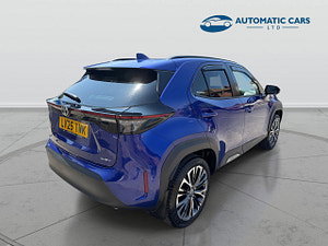 Toyota Yaris Cross thumbnail