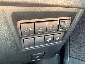 Toyota Yaris Cross thumbnail
