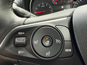 Vauxhall Combo Life thumbnail