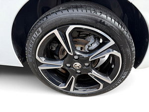 Vauxhall Corsa thumbnail