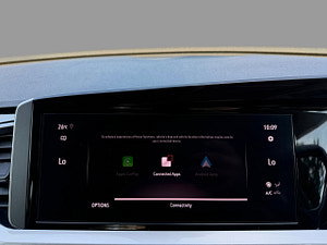 Vauxhall Grandland thumbnail