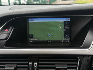 Audi A4 Avant thumbnail