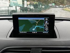 Audi Q3 thumbnail